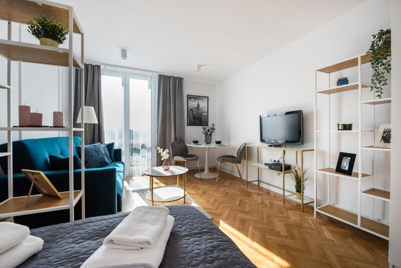 Metro Dworzec Gdanski Elegant Studio Apartman Varsó Kültér fotó